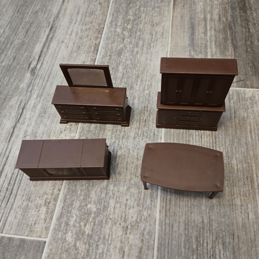 Unbranded Miniature 4 Piece Brown Furniture Set Dresser Chest Tv 4 Piece Set